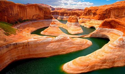 Природа гиф с бегущей водой и реками